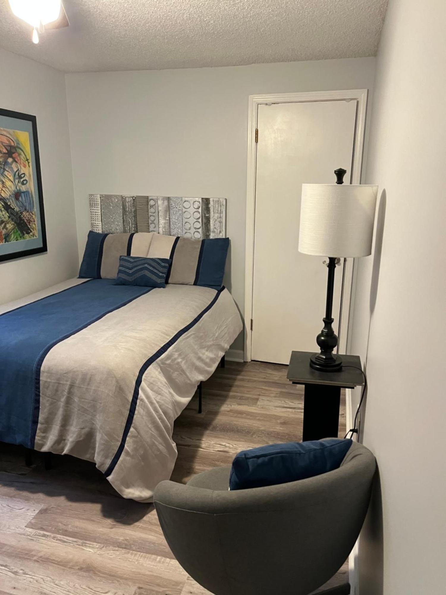 Jolly Accommodations & Suite-Sleeps 10 Memphis Exterior photo